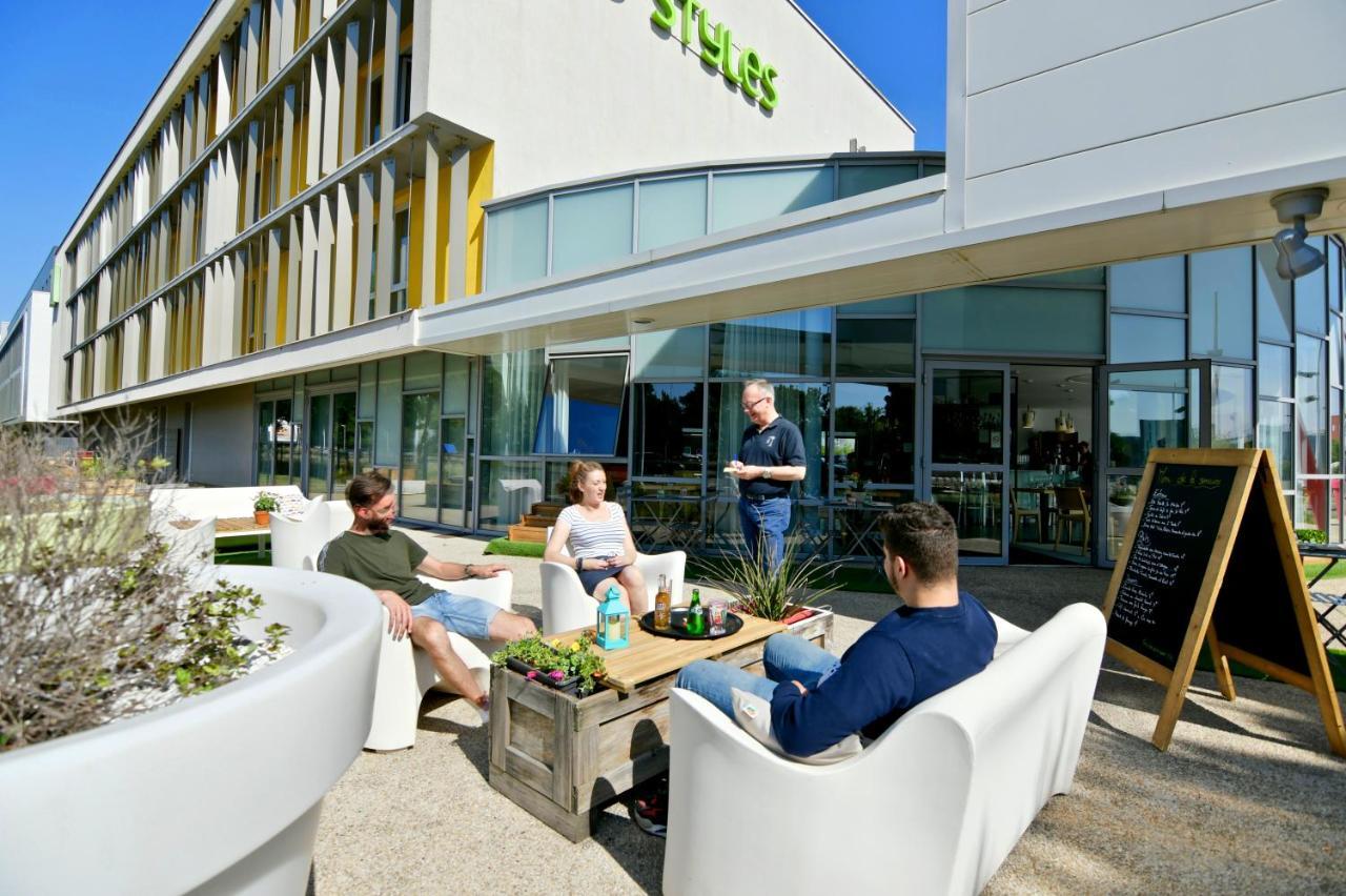 Ibis Styles Nantes Reze Aeroport Hotel Exterior foto
